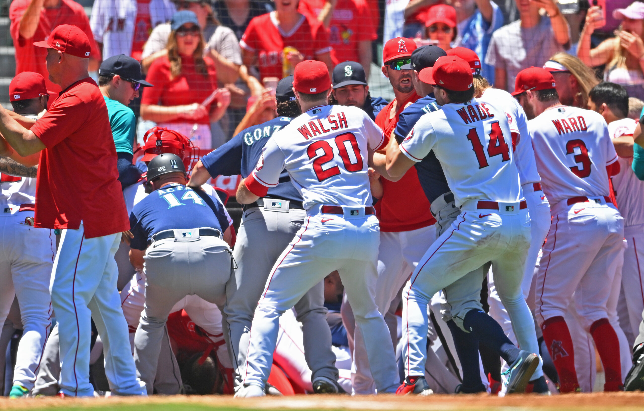 Angels, Mariners Brawl