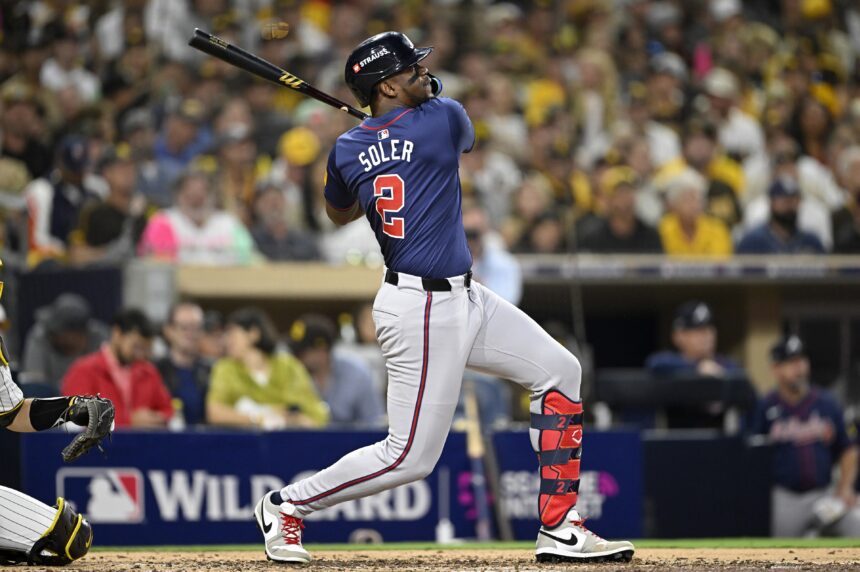 MLB: Playoffs-Atlanta Braves at San Diego Padres